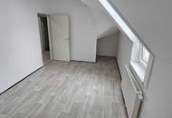 Unbefristete 4-Zimmer-Wohnung mit Balkon UND Terrasse!