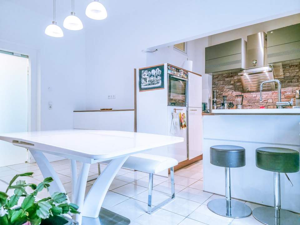 Hochwertig sanierte Wohnung mit Balkon im Zentrum von Innsbruck – Leopoldstraße, Wilten