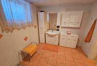 Ein- oder Zweifamilienhaus in bester Wohnqualität mit Garten und Carport in Toplage!