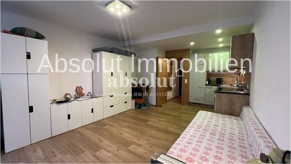 Anlageobjekt! Studio-Appartement, ca. 27 m² Wfl. mit Balkon, in zentraler Lage von Thumersbach!