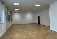 ca. 295 m² Büroflächen mit 24 m² Kleinlager Nähe U6 zu mieten