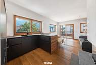 Zentrale Traumlage mit großem Balkon &amp; Kitzbüheler Hornblick