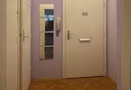 ERSCHWINGLICHE KLEINWOHNUNG