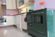 NEU RENOVIERTES EINFAMILIENHAUS MIT NEBENGEBÄUDE