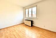 Direkte Anbindung in die Stadt gleich vor der Tür! 4. Liftstock! Hervorragende Infrastruktur! Toller Grundriss! Kellerabteil!