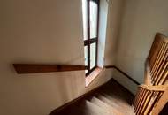 Sanierungsbedürftiges Haus auf großem Grundstück! Erwecken Sie es aus dem Dornröschenschlaf!