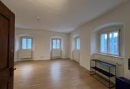 Top 2.2 - TOLLES AMBIENTE - LIFT - 3 kleine Wohneinheiten entstehen gerade !