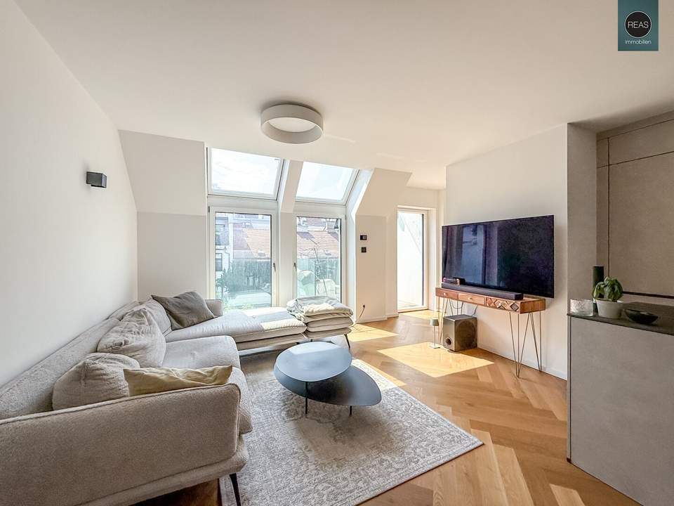 Simply better living - Smart - Home - Dachgeschoss Apartment mit Balkon! Stellplatz verfügbar!