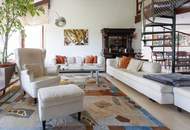 1170 AM HEUBERG: GROßZÜGIGER FAMILIENWOHNSITZ MIT INDOORPOOL, WELLNESS, GARTEN & WIEN-BLICK