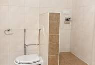 Stadtleben im Grünen – Stilvolle Wohnung mit Terrasse und Garten