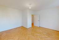 Frisch renovierte 4-Zimmer-Wohnung mit Balkon und Innenhofblick in zentraler Grazer Lage! Gleich anfragen - es lohnt sich!