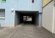 Direkt befahrbare Garagenbox mit Sektionaltor im Innenhof inkl. Strom (Nettopreis) - ausgezeichnete Lage (direkt beim Bahnhof Meidling)