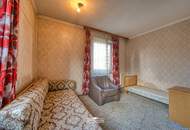 Rarität am Froschberg: großzügige Räume, die Sonne und ein herrlicher Garten!