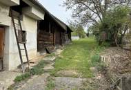 Ein-bzw, Zweifamilienhaus mit Wintergarten, Kachelöfen, einigen Nebengebäuden, großer Garten in Stoob zu kaufen