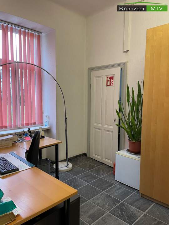 ca. 95 m² Büro in frequentierter Lage in ++ KNITTELFELD ++