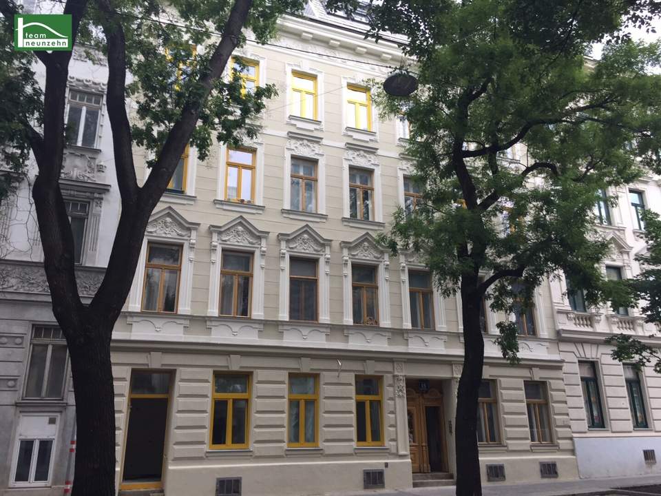 PREISWERTE GEBRAUCHTWOHNUNG IN GEPFLEGTEM ALTBAU! LIFTBENÜTZUNG INKLUSIVE. AB SEPTEMBER LEERSTEHEND!