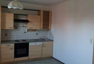 MEHRPARTEIENHAUS MIT ENTWICKLUNGSPOTENZIAL (Provisionsfrei)
