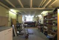 "Haus Emma - mit "Schirm, Charme &amp; Melone"