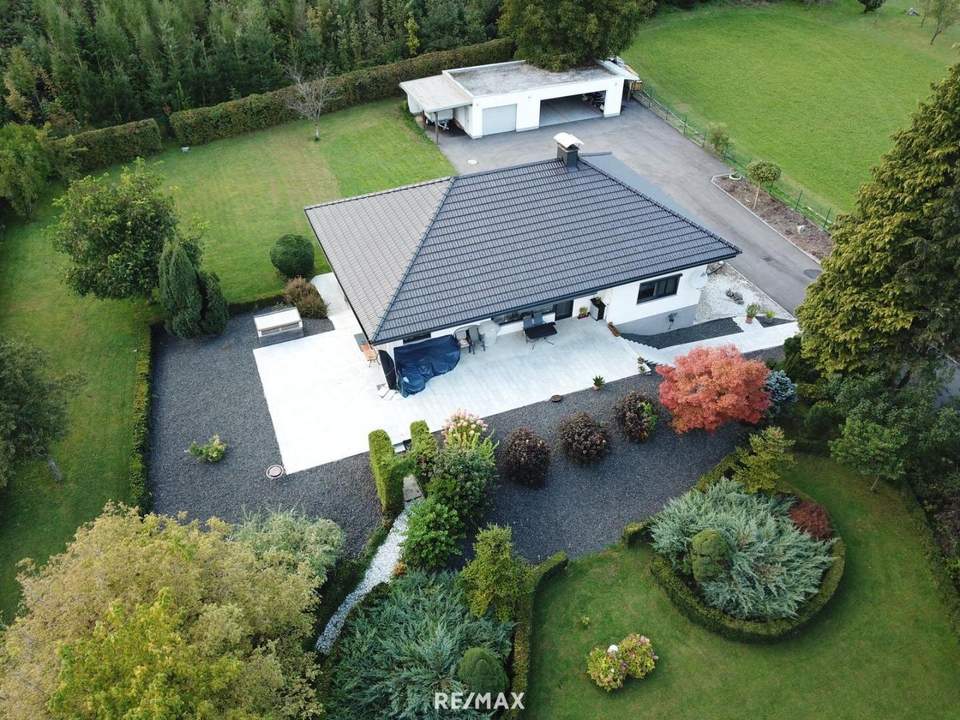 Renovierter Bungalow auf TOLLEM, GROSSEN GRUNDSTÜCK - HERRLICHE Lage zum Wohnen im ALMTAL !