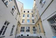 ERSTBEZUG nach Sanierung - WG-Hit mit 6 Zimmer im Karmeliterviertel