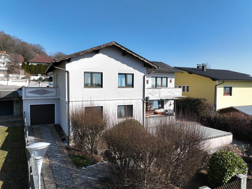 Geräumiges Haus mit Alpenblick