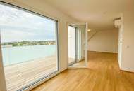 Exklusives Penthouse mit Terrasse, Weitblick &amp; Tiefgarage // Exclusive Penthouse with Terrace, Panoramic Views &amp; Underground Parking //