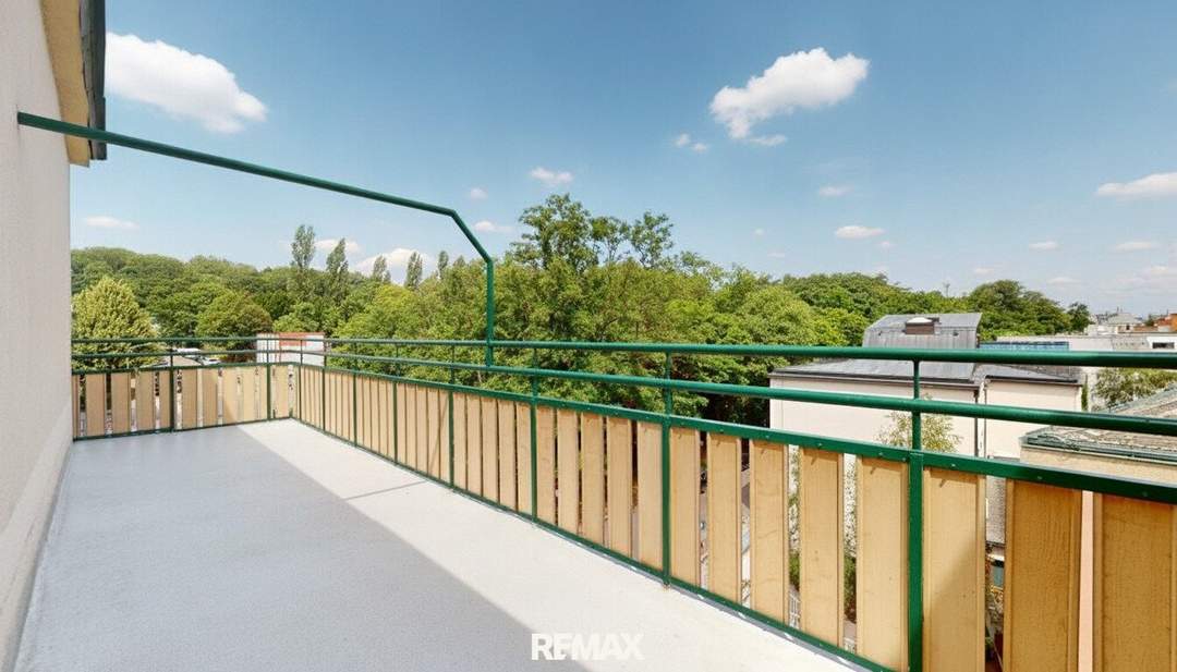 3-Zimmer-Eckwohnung mit 2 Terrassen bei der Hohen Warte in U-Bahn- und Park-Nähe