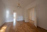 ++NEU++ Tolle 3,5 Zimmer Stil-Altbauwohnung mit Balkon! in TOP-Lage