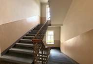 Charmante 2-Zimmer-Altbauwohnung mit Balkon