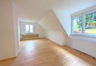 Liebevoll saniertes Einfamilienhaus in Ruhelage m. Doppelgarage - wartet auf Ihren Einzug