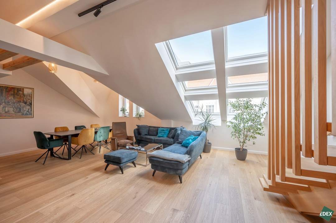 Exklusive Dachgeschoss-Wohnung mit zwei Stellplätzen und privaten Aufzug in Pötzleinsdorf