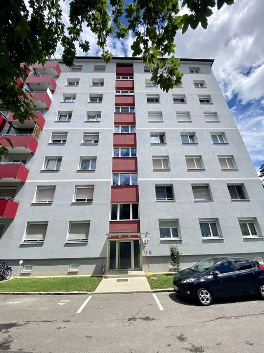 2-Zimmer-Wohnung mit Balkon!