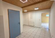 Einfamilienhaus mit Garten, Terrasse, Garage und viel Platz - Wiener Neustadt