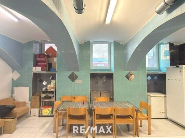 Imbiss / Lieferservice: Top-Lage + voll ausgestattet !