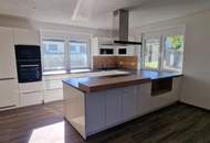 Großes Haus mit 2 Wohneinheiten und schönem Garten in ruhiger Lage in Neuhaus