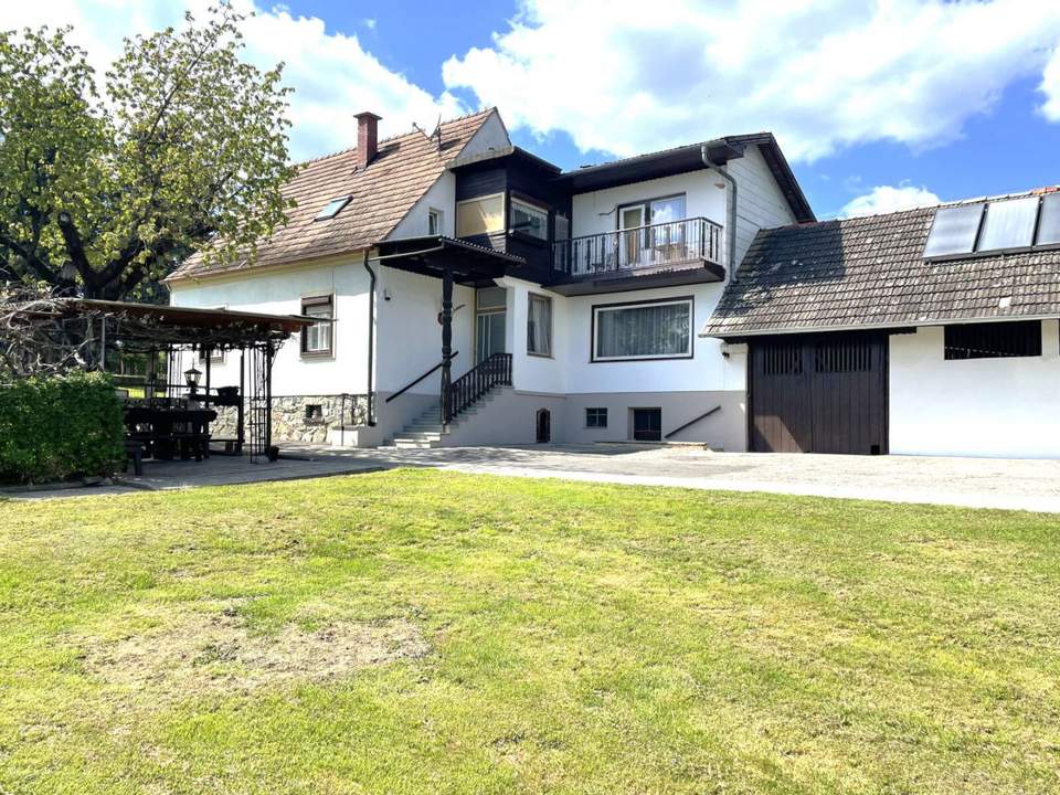 -RESERVIERT- Zwei Wohneinheiten! - Leben in idyllischer und zentraler Lage