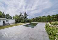 Villa mit Nebengebäude und Pool in Top-Ruhelage