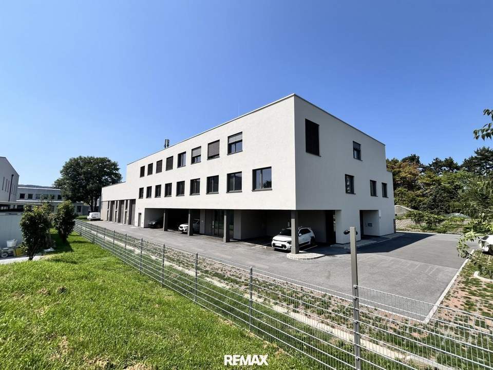 Neubau Büro ab sofort!