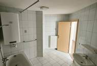 Ankommen und wohlfühlen: Stilvolle Dachgeschosswohnung mit Parkplatz