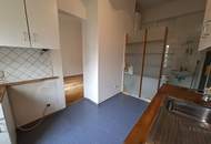 Traumhafte, helle und gut eingeteilte 83,73m² Altbauwohnung (1.OG) nähe Herz-Jesu-Kirche