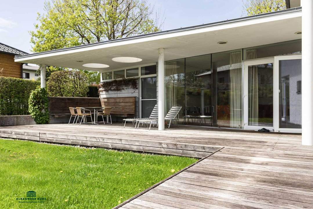 Exklusive Ferienimmobilie mit privatem Seezugang, Litzlberg Attersee