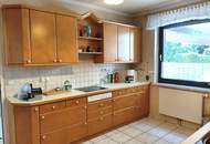 Außergewöhnliche Immobilie mit parkähnlichem Garten, ehemaliger Praxis und viel Raum zum Leben – 2152m² Grund!