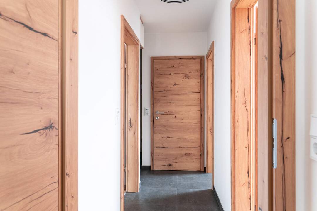 Exklusive 4-Zimmer-Wohnung mit Kamin und Whirlpool-Badewanne in Neuhofen an der Krems