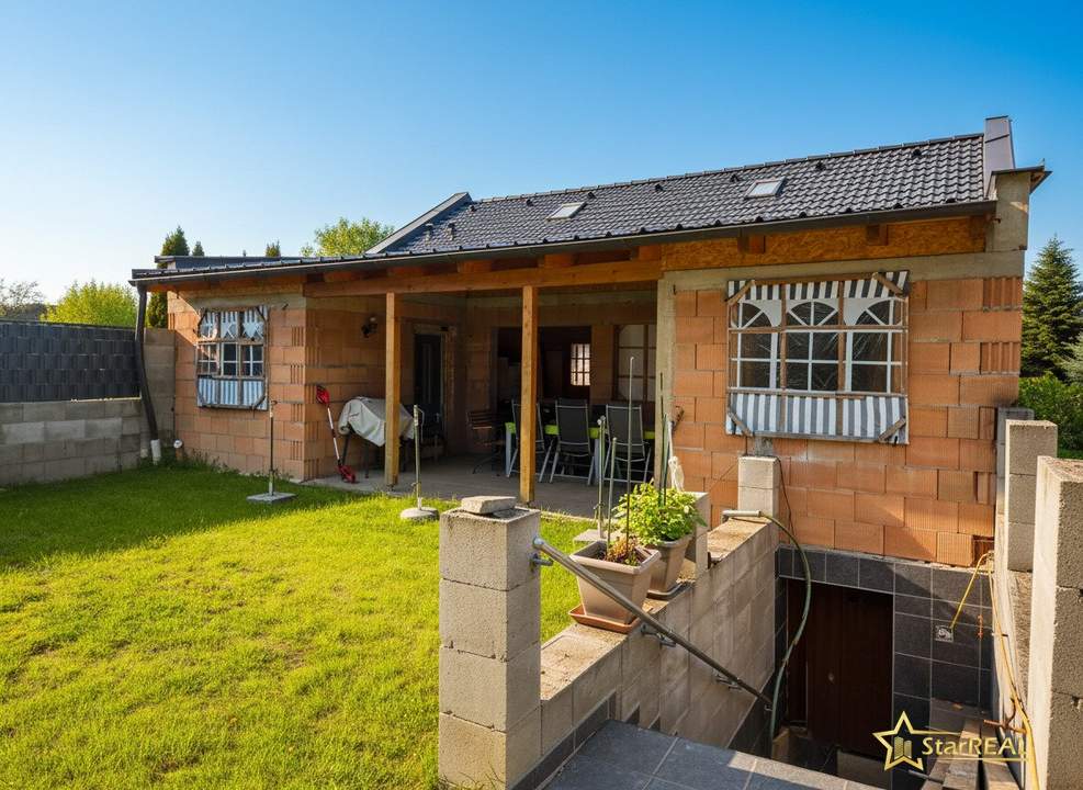 Ihr Traum vom Eigenheim – gestalten Sie selbst! Bungalow-Rohbau mit 485 m² Eigengrund, 2 Terrassen &amp; Carport.