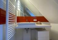 Ein Zuhause über den Dächern der Stadt – elegante Terrassenwohnung, 3 Zimmer im 2. Dachgeschoss!