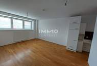 Anfragen nur per Mail!