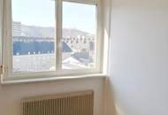 6 Zimmer Wohnung (Mieter Firma ) mit sehr guter Rendite