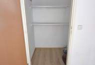 Mehr als nur Wohnen: Gemütliche 3-Zimmer-Wohnung mit Loggia, Gemeinschaftsgarten, Dachlaufbahn und Tiefgaragenstellplatz – Überzeugen Sie sich selbst bei einer Besichtigung!