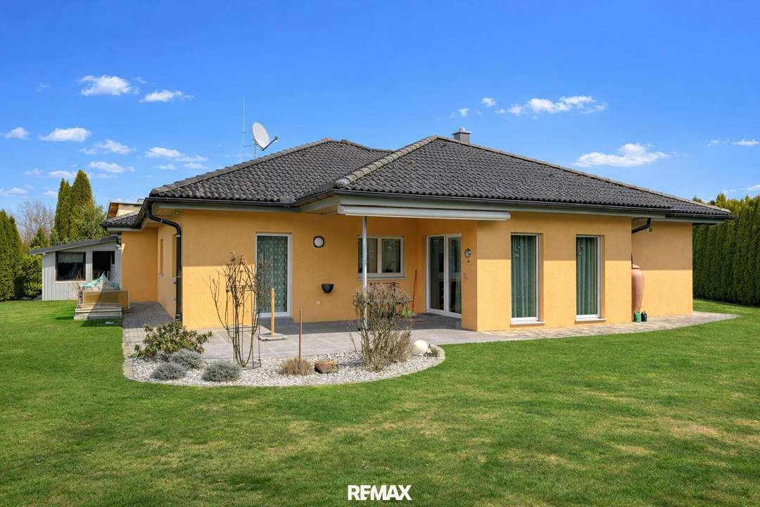 ***OPEN HOUSE Samstag, 27. Juni 2026 von 10 - 14 Uhr*** SonnigerBungalow in ruhiger Lage von Schärding