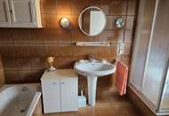 Bungalow mit Garage und großem Garten in Badener Grünruhelage!